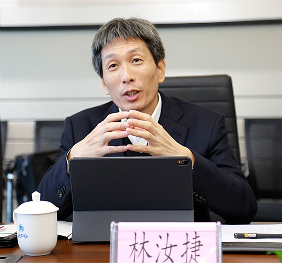 bte365集团与福建雪人股份公司深化环保各领域务实相助｜熊良虎顾峰出席