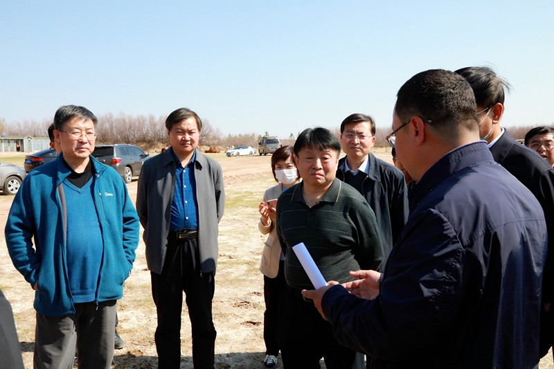 熊良虎出席省人大黄河流域陕西段生态保唬；；；ず透咧柿可ぷㄌ獾餮凶富