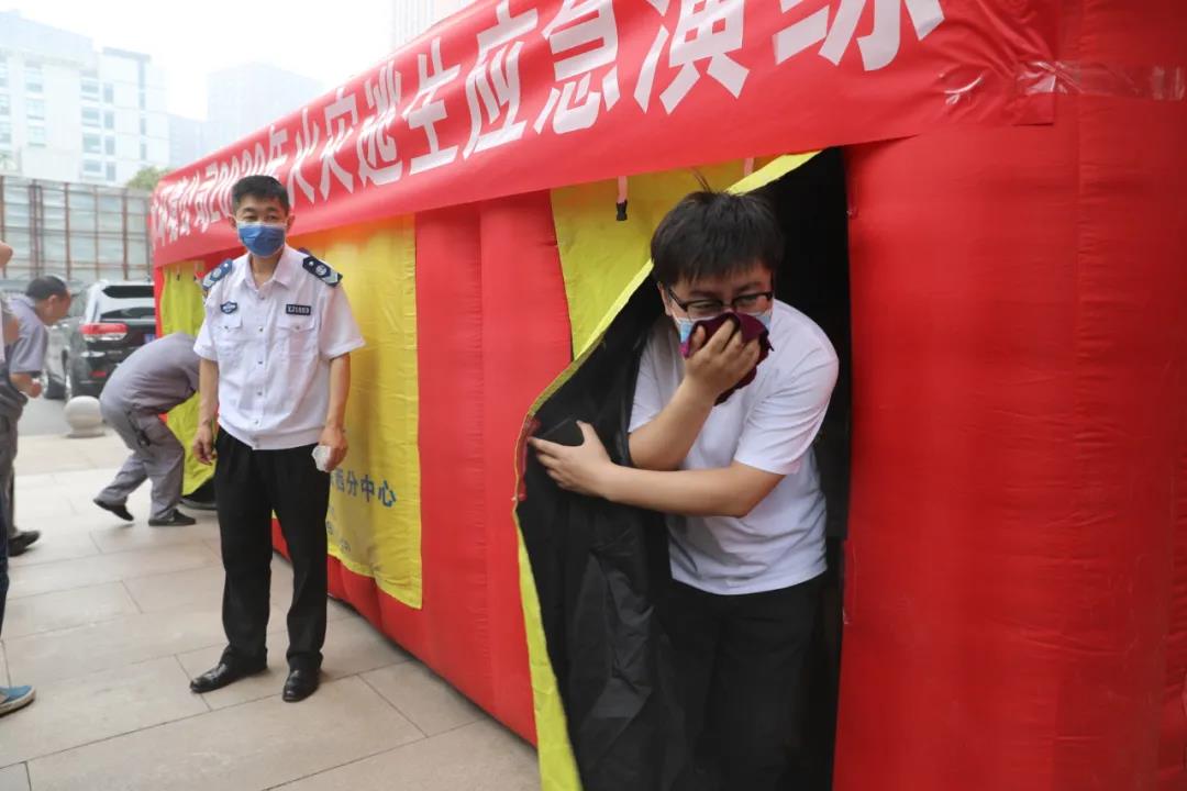 水情形公司开展消防培训暨逃生演练活动 水情形公司开展消防培训暨逃生演练活动