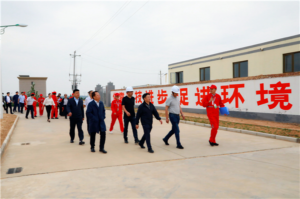 bte365集团复工复产促增添项目观摩聚会与会职员走进绿色能源公司油气公司水情形公司陕北片区项目