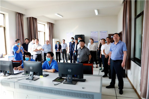 bte365集团复工复产促增添项目观摩聚会与会职员走进绿色能源公司油气公司水情形公司陕北片区项目