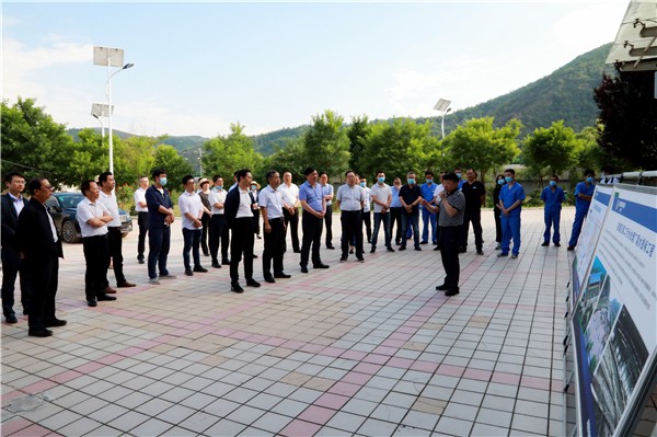 bte365集团复工复产促增添项目观摩聚会与会职员走进绿色能源公司油气公司水情形公司陕北片区项目