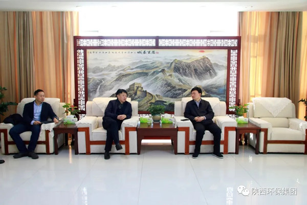 熊良虎拜谈判洛市委书记郑光照、市长王青峰