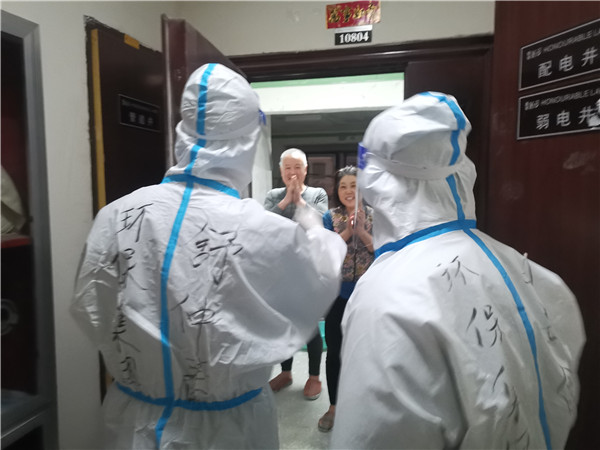 bte365集团：暂时党支部全力买通群众生涯物资包管“最后一百米”