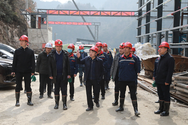 新年调研首站，，，，，熊良虎率队到了这里！